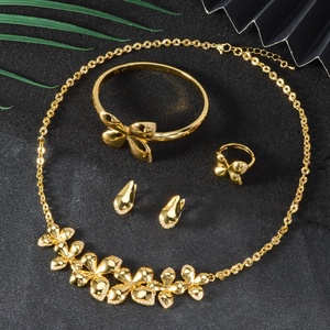 Ensemble de bijoux en laiton tendance papillon unisexe, collier, boucles d'oreilles, bague, plaqué or, zircon, mariage, fête, fiançailles, anniversaire - Product Image 1