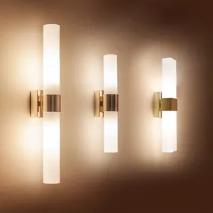 现代风格室内装饰酒店别墅金色金属亚克力发光二极管壁灯
