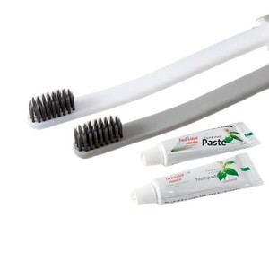 Kit de Baño Desechable para Hotel/Apartamento, Directo de Fábrica, con Cepillo de Dientes, Pasta Dental y Artículos de Aseo en Caja - Product Image 5