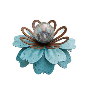 Nouvelle lampe solaire en métal en forme de fleur pour l'exportation - Product Image 5