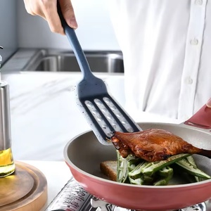 Luxury <b>Pink</b> Kitchenware Set Kitchen Utensils Set Cooking <b>Tools</b> Silicone Kitchen Utensils Set with Holder - Product Image 4