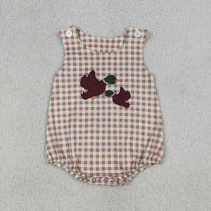 Combinaison brodée Canard Mallard pour bébés garçons, tenue bulle sans manches rayée verte et blanche avec bordure à volants, vente en gros - Product Image 6