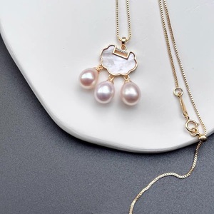 Collar de Estilo Chino para Mujer con Cierre Ruyi, Cadena Versátil Retro para Clavícula, Diseño Étnico de Lujo Ligero con Perla Natural - Product Image 1