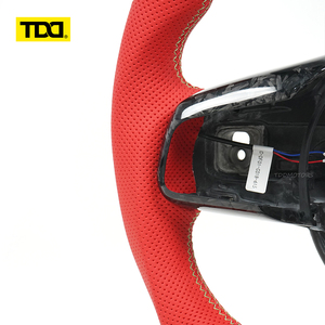 พวงมาลัยคาร์บอนไฟเบอร์แท้ TDD พร้อมไฟ LED สำหรับ Jaguar F-type - Product Image 5