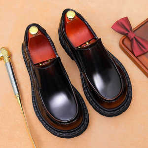 รองเท้าหนังแท้ DSYX แบบสวม ระบายอากาศได้ดี น้ำหนักเบา กันลื่น ลายแกะสลักแบบโบราณ สำหรับงานแต่งงาน ผู้ชาย ขายส่ง - Product Image 5