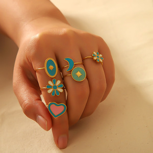 Bohemian style oil-drop <b>titanium</b> steel <b>ring</b> for women, niche and high-end, heart and flower design, colorfast stainless steel ri - Product Image 1