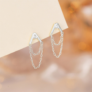 Pendientes de Plata de Ley 925 CANNER con Circonitas, Baño de Rodio, Diseño de Borla y Forma de A, para Uso Diario - Product Image 5