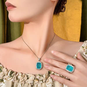 Ensemble de bijoux vintage pour femme, bague et pendentif géométriques en zircone cubique 12*16mm, sertis de zircone cubique, plaqué or blanc sur cuivre, pierre bleue - Product Image 2