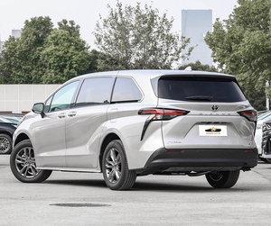 En stock – <span class=keywords><strong>Toyota</strong></span> Sienna 2.5L 7 places <span class=keywords><strong>hybride</strong></span> CVT MPV 2025/2026 – Extérieur impeccable, faible kilométrage, démarrage par bouton-poussoir - Product Image 3