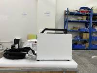 Máquina de limpieza láser de pulso 50W 100W 200W para madera de piedra de metal