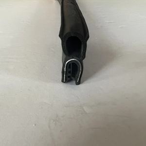 Accessoires <span class=keywords><strong>de</strong></span> bande d'étanchéité pour <span class=keywords><strong>porte</strong></span> <span class=keywords><strong>de</strong></span> conteneur en EPDM industriel avec installation par vis - Product Image 6