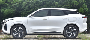 ChangAn 2026 UNI-Z PHEV 130km Excellence 5 places 1.5L 98ch SUV hybride économique pour la ville et les trajets quotidiens avec toit ouvrant - Product Image 3