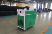 Machine de nettoyage au laser portable de qualité industrielle MAXCOOL MC-2000 2000W 3000W pour l'élimination des rouillages et des pollutions huileuses sur les métaux lourds