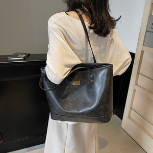 Sac seau pour femme, tendance et très vendu, automne-hiver, nouvelle collection, grande capacité, sac à bandoulière polyvalent, sac bandoulière - Product Image 5