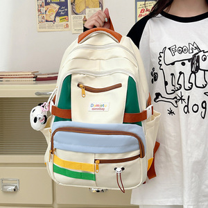 <span class=keywords><strong>Cartable</strong></span> de couleur contrastée à la mode pour les collégiennes avec accessoires pendentif <span class=keywords><strong>panda</strong></span> sac à dos de voyage de grande capacité - Product Image 2