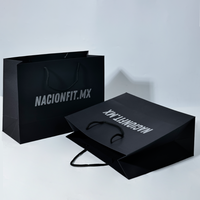 Sacs en papier de luxe durables, écologiques, imperméables, réutilisables, robustes, imprimés en sérigraphie, pour chaussures, vêtements, avec ruban