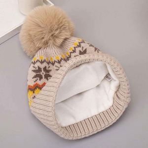 Gorro de Punto Clásico Retro con Pompones para Mujer, Gorro de Invierno Grueso y Cálido con Forro de Piel - Product Image 6