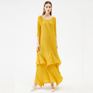 Nuovo Arrivo: Bellissimo Abito Casual <span class=keywords><strong>con</strong></span> Sciarpa e Cintura, Design Unico Miyake, Plissettatura Stereoscopica, Maniche Lunghe, Taglia Unica - Product Image 3