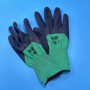 Guantes de trabajo recubiertos de látex y espuma de nailon verde, con 13 agujas y hilo negro, antideslizantes, resistentes al desgaste, transpirables y aptos para manipulación. - Product Image 5