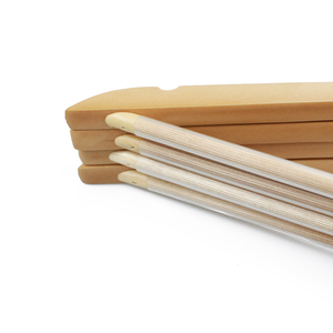 Suministro de fábrica Moda Venta caliente Venta al por mayor Perchas de madera Ropa de alta calidad Chaqueta de madera Percha con barra - Product Image 6