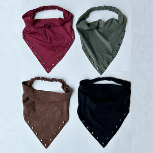 Nuovo arrivo in camoscio triangolo bandane <span class=keywords><strong>con</strong></span> borchie stile invernale elastico Yoga testa fazzoletto accessori per <span class=keywords><strong>capelli</strong></span> impugnatura all'interno - Product Image 6
