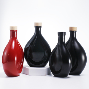 Bottiglia <span class=keywords><strong>di</strong></span> <span class=keywords><strong>Vetro</strong></span> <span class=keywords><strong>per</strong></span> Olio d'Oliva da 1000ml e 500ml Personalizzabile Nuovo Design con Tappo in Sughero e Beccuccio Antigoccia in Vari Colori <span class=keywords><strong>per</strong></span> Conservazione <span class=keywords><strong>di</strong></span> Olio e Succhi - Product Image 5