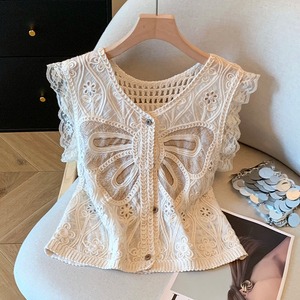 <span class=keywords><strong>Gilet</strong></span> Femme Tricoté Creux à Col en V avec Dentelle et Fleurs Crochétées, Nouvelle Collection Été 2026, Vente en Gros pour Boutiques - Product Image 1