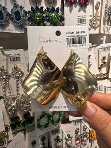 Pendiente de oro de moda grande para disfraz, sin decoloración, joyería libre de alergias, pendiente de oro grueso - Product Image 3