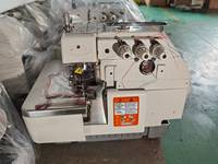 Machine à Coudre Industrielle Siruba 747 Surjeteuse Quatre Fils à Alimentation Manuelle, Neuf, Mécanisme d'Engrenage, Point de Surjet