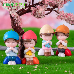 Paysage <span class=keywords><strong>couple</strong></span> garçons et filles figurines <span class=keywords><strong>main</strong></span>-fait boîte aveugle accessoires voiture bureau bibelot - Product Image 2