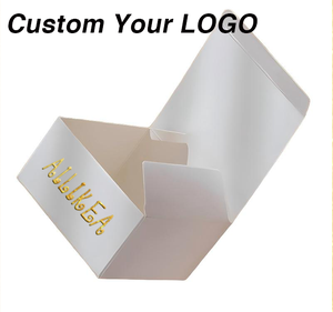 Boîtes d'expédition blanches recyclables personnalisées avec impression mate, estampage à chaud quadricolore et UV pour emballages cadeaux rigides de luxe, bougies, photos - Product Image 1
