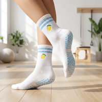 Chaussettes de yoga Pilates en coton colorées personnalisées antidérapantes pour femmes
