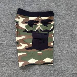 Shorts de bain pour hommes durables à séchage rapide avec cordon de serrage pour le surf et la natation - Product Image 5