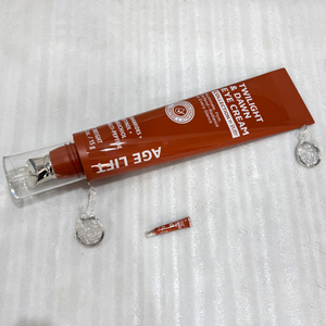 Modèle d'art géant - <span class=keywords><strong>Un</strong></span> point de repère accrocheur pour les espaces de beauté - Product Image 1