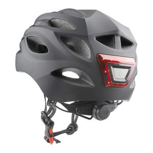 <span class=keywords><strong>Casque</strong></span> de vélo de montagne léger OEM avec éclairage intelligent et avertissement, casques de trottinette urbaine 36V pour le cyclisme et la conduite sur route - Product Image 4
