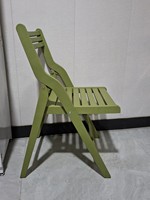 Chaise pliante en plastique pour repas en plein air avec un design moderne durable et un logo imprimé en 3D