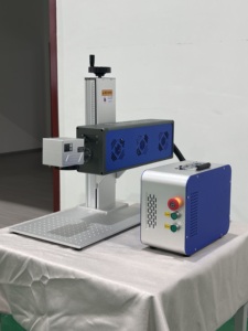Machine de découpe laser CO2 30W 40W Plus portable Machine de gravure de lumière laser CO2 RF à plaque bicolore pour carton bois acrylique - Product Image 6