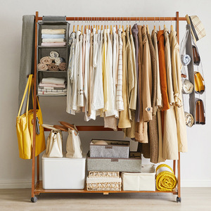Perchero de madera maciza de tres niveles, organizador de ropa para dormitorio y uso doméstico - Product Image 2