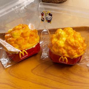 ของเล่นบีบซิลิโคนรูปป๊อปคอร์นการ์ตูนน่ารัก ดีไซน์สวยงาม สมจริงสุดๆ สร้างสรรค์ คลายเครียด - Product Image 1