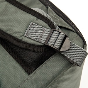 Mochila de senderismo multifuncional ligera para exteriores, correas ajustables, unisex, gris, material PU, minimalista - Product Image 5