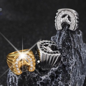 Bague pour <span class=keywords><strong>homme</strong></span> en zircon en forme de fer à cheval, or avec motif tête de cheval, sertissage pavé, cadeau de bijoux pour <span class=keywords><strong>homme</strong></span> - Product Image 4