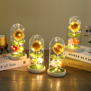 Fleurs artificielles au crochet, tournesols dans un dôme en verre avec LED, pour <span class=keywords><strong>la</strong></span> fête des mères <span class=keywords><strong>et</strong></span> <span class=keywords><strong>la</strong></span> Saint-Valentin, meilleur cadeau, décoration d'intérieur - Product Image 1