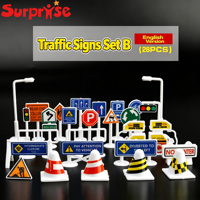 Mini Panneaux de Signalisation Routière Anglais Russe, Kit de Modèles de Panneaux de Rue, Diorama, Décoration de Scène Urbaine, Accessoires pour Voitures Jouets