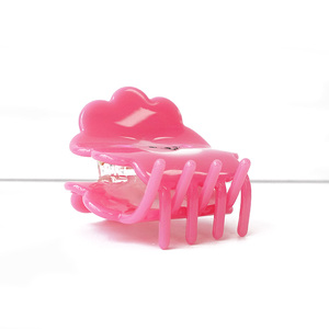 Pince à cheveux en acétate mignonne en forme de mouton de 5,2 cm, petite pince à mâchoires de dessin animé, accessoires de cheveux unisexes personnalisés pour les fêtes et le quotidien - Product Image 4