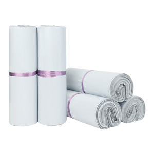 Bolsas de Envío Blancas Crown Capital, Capacidad de Carga de 3 kg, Adhesivo Termofusible, Embalaje para Mensajería - Product Image 1