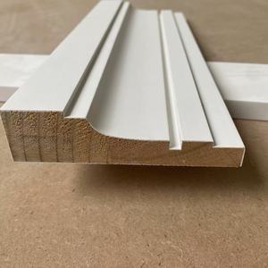 Rodapié de madera maciza de pino, blanco imprimado - Product Image 3