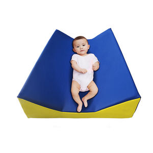 Venta al por mayor OEM ODM antideslizante portátil almohadilla para pañales de bebé cambiador de pañales - Product Image 4