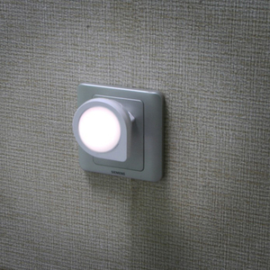 Luz Nocturna enchufable con Sensor de Crepúsculo, iluminación interior, enchufe de pared, para dormitorio, <span class=keywords><strong>2022</strong></span> - Product Image 4