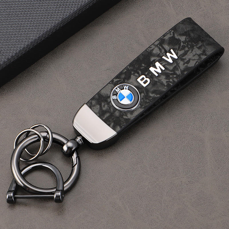 Bmw-[หนังสีดำลาย]]