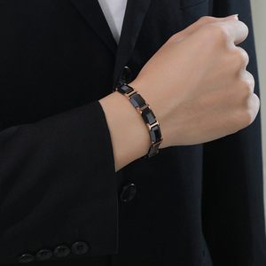 Pulsera magnética de cerámica de estilo clásico para el cuidado de la salud, pulsera de acero inoxidable para hombres a la moda - Product Image 5